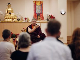 Thaye Dorje, His Holiness the 17th Gyalwa Karmapa, visits Dhagpo Mohra