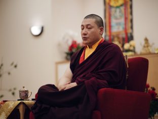 Thaye Dorje, His Holiness the 17th Gyalwa Karmapa, visits Dhagpo Mohra