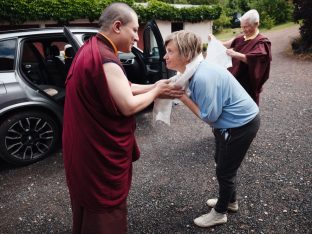 Thaye Dorje, His Holiness the 17th Gyalwa Karmapa, visits Dhagpo Mohra