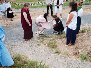 Thaye Dorje, His Holiness the 17th Gyalwa Karmapa, visits Karma Kunga Padkar Ling. Photo: Tokpa Korlo.