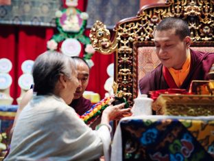 Thaye Dorje, His Holiness the 17th Gyalwa Karmapa, visits Karma Kagyu Buddhist Centre (KKBC) in Singapore, 2025. Photo: Tokpa Korlo.