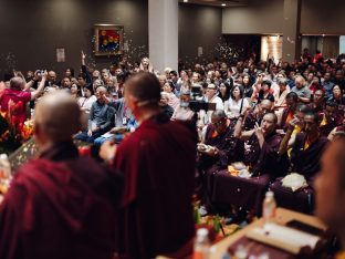Thaye Dorje, His Holiness the 17th Gyalwa Karmapa, visits Karma Kagyu Buddhist Centre (KKBC) in Singapore, 2025. Photo: Tokpa Korlo.