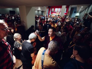 Thaye Dorje, His Holiness the 17th Gyalwa Karmapa, visits Karma Kagyu Buddhist Centre (KKBC) in Singapore, 2025. Photo: Tokpa Korlo.