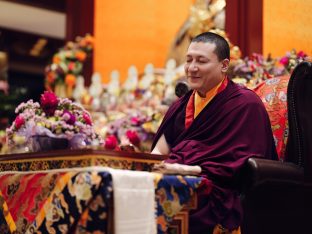 Thaye Dorje, His Holiness the 17th Gyalwa Karmapa, visits Karma Kagyu Buddhist Centre (KKBC) in Singapore, 2025. Photo: Tokpa Korlo.