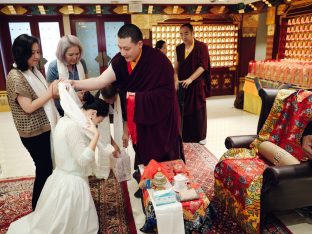 Thaye Dorje, His Holiness the 17th Gyalwa Karmapa, visits Karma Kagyu Buddhist Centre (KKBC) in Singapore, 2025. Photo: Tokpa Korlo.
