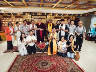 Thaye Dorje, His Holiness the 17th Gyalwa Karmapa, visits Karma Kagyu Buddhist Centre (KKBC) in Singapore, 2025. Photo: Tokpa Korlo.
