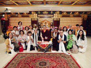 Thaye Dorje, His Holiness the 17th Gyalwa Karmapa, visits Karma Kagyu Buddhist Centre (KKBC) in Singapore, 2025. Photo: Tokpa Korlo.