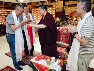 Thaye Dorje, His Holiness the 17th Gyalwa Karmapa, visits Karma Kagyu Buddhist Centre (KKBC) in Singapore, 2025. Photo: Tokpa Korlo.