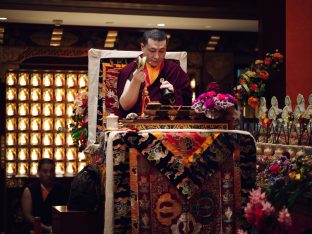 Thaye Dorje, His Holiness the 17th Gyalwa Karmapa, visits Karma Kagyu Buddhist Centre (KKBC) in Singapore, 2025. Photo: Tokpa Korlo.