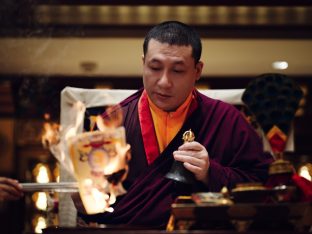 Thaye Dorje, His Holiness the 17th Gyalwa Karmapa, visits Karma Kagyu Buddhist Centre (KKBC) in Singapore, 2025. Photo: Tokpa Korlo.