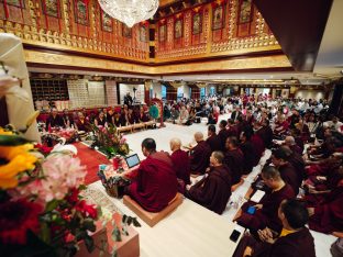 Thaye Dorje, His Holiness the 17th Gyalwa Karmapa, visits Karma Kagyu Buddhist Centre (KKBC) in Singapore, 2025. Photo: Tokpa Korlo.