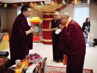 Thaye Dorje, His Holiness the 17th Gyalwa Karmapa, visits Karma Kagyu Buddhist Centre (KKBC) in Singapore, 2025. Photo: Tokpa Korlo.