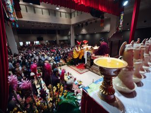 Thaye Dorje, His Holiness the 17th Gyalwa Karmapa, visits Karma Kagyu Buddhist Centre (KKBC) in Singapore, 2025. Photo: Tokpa Korlo.