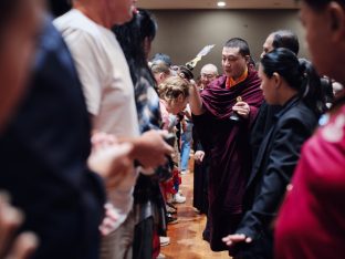 Thaye Dorje, His Holiness the 17th Gyalwa Karmapa, visits Karma Kagyu Buddhist Centre (KKBC) in Singapore, 2025. Photo: Tokpa Korlo.