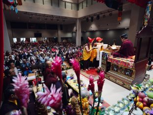 Thaye Dorje, His Holiness the 17th Gyalwa Karmapa, visits Karma Kagyu Buddhist Centre (KKBC) in Singapore, 2025. Photo: Tokpa Korlo.
