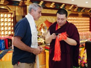 Thaye Dorje, His Holiness the 17th Gyalwa Karmapa, visits Karma Kagyu Buddhist Centre (KKBC) in Singapore, 2025. Photo: Tokpa Korlo.
