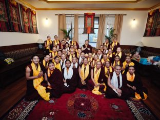 Thaye Dorje, His Holiness the 17th Gyalwa Karmapa, visits Dhagpo Sheydrub Ling. Photo: Tokpa Korlo