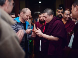 Thaye Dorje, His Holiness the 17th Gyalwa Karmapa, taught at the Public Meditation Course at the Karmapa International Buddhist Institute, 2025. Photo: Tokpa Korlo