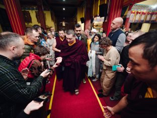 Thaye Dorje, His Holiness the 17th Gyalwa Karmapa, taught at the Public Meditation Course at the Karmapa International Buddhist Institute, 2025. Photo: Tokpa Korlo
