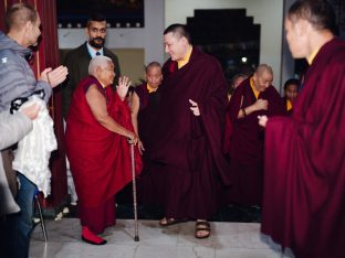 Thaye Dorje, His Holiness the 17th Gyalwa Karmapa, taught at the Public Meditation Course at the Karmapa International Buddhist Institute, 2025. Photo: Tokpa Korlo