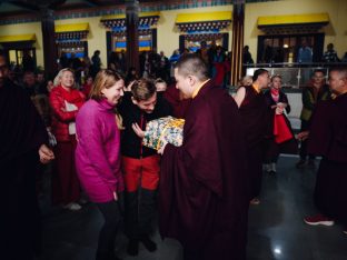 Thaye Dorje, His Holiness the 17th Gyalwa Karmapa, taught at the Public Meditation Course at the Karmapa International Buddhist Institute, 2025. Photo: Tokpa Korlo