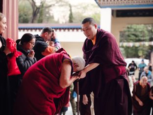 Thaye Dorje, His Holiness the 17th Gyalwa Karmapa, taught at the Public Meditation Course at the Karmapa International Buddhist Institute, 2025. Photo: Tokpa Korlo