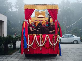 Thaye Dorje, His Holiness the 17th Gyalwa Karmapa, receives the Kudung of his father, the eminent spiritual master His Eminence the 3rd Jamgon Ju Mipham Namgyal Gyatso Tshojung Gyepe Dorje, at the Karmapa International Buddhist Institute in New Delhi. Photo: Tokpa Korlo.