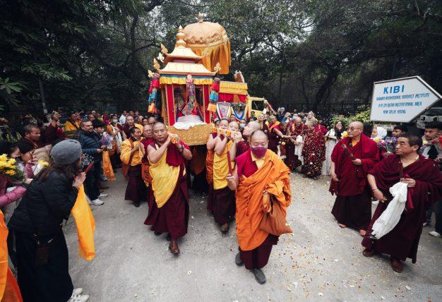 Thaye Dorje, His Holiness the 17th Gyalwa Karmapa, receives the Kudung of his father, the eminent spiritual master His Eminence the 3rd Jamgon Ju Mipham Namgyal Gyatso Tshojung Gyepe Dorje, at the Karmapa International Buddhist Institute in New Delhi. Photo: Tokpa Korlo.