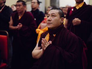 Thaye Dorje, His Holiness the 17th Gyalwa Karmapa, presided over the 23rd Kagyu Monlam at Bodh Gaya, in 2025. Photo: Tokpa Korlo.