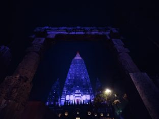 Thaye Dorje, His Holiness the 17th Gyalwa Karmapa, presided over the 23rd Kagyu Monlam at Bodh Gaya, in 2025. Photo: Tokpa Korlo.