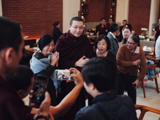 Thaye Dorje, His Holiness the 17th Gyalwa Karmapa, presided over the 23rd Kagyu Monlam at Bodh Gaya, in 2025. Photo: Tokpa Korlo.
