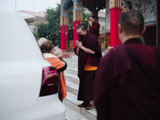 Thaye Dorje, His Holiness the 17th Gyalwa Karmapa, presided over the 23rd Kagyu Monlam at Bodh Gaya, in 2025. Photo: Tokpa Korlo.