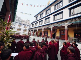 Pujas for His Eminence the 3rd Jamgon Ju Mipham Namgyal Gyatso Tshojung Gyepe Dorje, presided over by Thaye Dorje, His Holiness the 17th Gyalwa Karmapa. Photo: Tokpa Korlo.