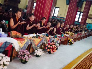 Pujas for His Eminence the 3rd Jamgon Ju Mipham Namgyal Gyatso Tshojung Gyepe Dorje, presided over by Thaye Dorje, His Holiness the 17th Gyalwa Karmapa. Photo: Tokpa Korlo.