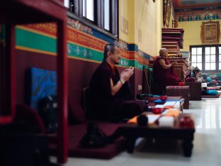 Pujas for His Eminence the 3rd Jamgon Ju Mipham Namgyal Gyatso Tshojung Gyepe Dorje, presided over by Thaye Dorje, His Holiness the 17th Gyalwa Karmapa. Photo: Tokpa Korlo.
