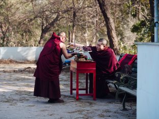Pujas for His Eminence the 3rd Jamgon Ju Mipham Namgyal Gyatso Tshojung Gyepe Dorje, presided over by Thaye Dorje, His Holiness the 17th Gyalwa Karmapa. Photo: Tokpa Korlo.