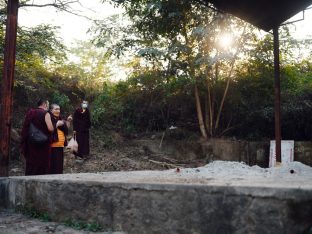 Pujas for His Eminence the 3rd Jamgon Ju Mipham Namgyal Gyatso Tshojung Gyepe Dorje, presided over by Thaye Dorje, His Holiness the 17th Gyalwa Karmapa. Photo: Tokpa Korlo.