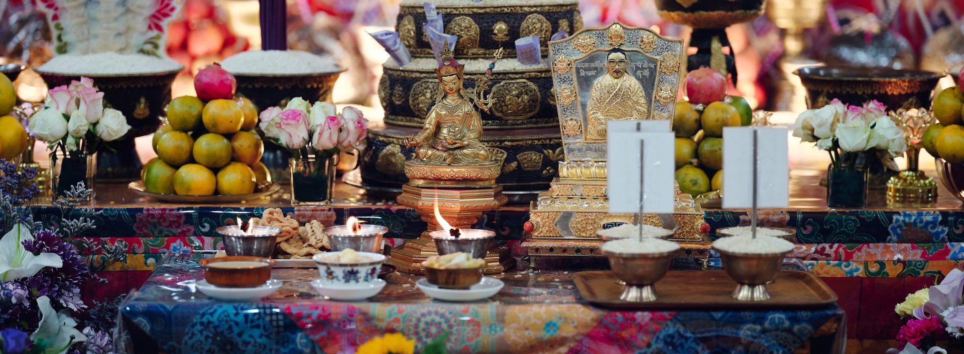 Pujas for His Eminence the 3rd Jamgon Ju Mipham Namgyal Gyatso Tshojung Gyepe Dorje, presided over by Thaye Dorje, His Holiness the 17th Gyalwa Karmapa. Photo: Tokpa Korlo.