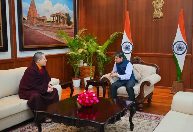 Thaye Dorje, His Holiness the 17th Gyalwa Karmapa, and Thiru. R. N. Ravi, Honorable Governor of Tamil Nadu.