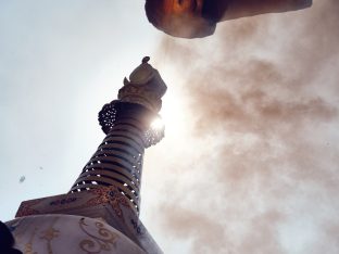 The cremation ceremony for His Eminence Mipham Namgyal Gyatso Tshojung Gyepe Dorje took place at the Karmapa International Buddhist Institute, Feb 2026. Photo: Tokpa Korlo.