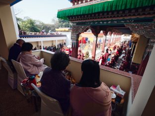 The cremation ceremony for His Eminence Mipham Namgyal Gyatso Tshojung Gyepe Dorje took place at the Karmapa International Buddhist Institute, Feb 2026. Photo: Tokpa Korlo.
