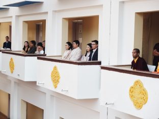 The cremation ceremony for His Eminence Mipham Namgyal Gyatso Tshojung Gyepe Dorje took place at the Karmapa International Buddhist Institute, Feb 2026. Photo: Tokpa Korlo.