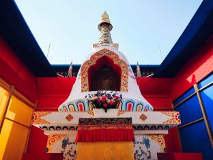 The cremation ceremony for His Eminence Mipham Namgyal Gyatso Tshojung Gyepe Dorje took place at the Karmapa International Buddhist Institute, Feb 2026. Photo: Tokpa Korlo.