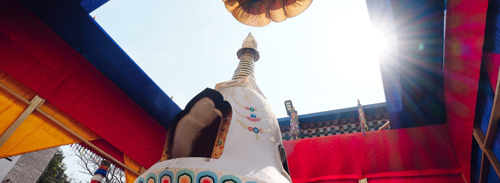 The cremation ceremony for His Eminence Mipham Namgyal Gyatso Tshojung Gyepe Dorje took place at the Karmapa International Buddhist Institute, Feb 2026. Photo: Tokpa Korlo.