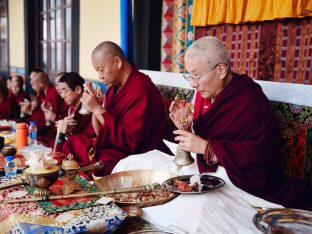 The cremation ceremony for His Eminence Mipham Namgyal Gyatso Tshojung Gyepe Dorje took place at the Karmapa International Buddhist Institute, Feb 2026. Photo: Tokpa Korlo.