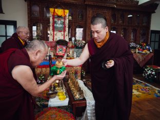 The cremation ceremony for His Eminence Mipham Namgyal Gyatso Tshojung Gyepe Dorje took place at the Karmapa International Buddhist Institute, Feb 2026. Photo: Tokpa Korlo.