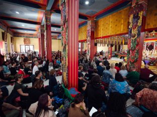 The cremation ceremony for His Eminence Mipham Namgyal Gyatso Tshojung Gyepe Dorje took place at the Karmapa International Buddhist Institute, Feb 2026. Photo: Tokpa Korlo.