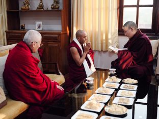 The cremation ceremony for His Eminence Mipham Namgyal Gyatso Tshojung Gyepe Dorje took place at the Karmapa International Buddhist Institute, Feb 2026. Photo: Tokpa Korlo.