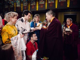 Thaye Dorje, His Holiness the 17th Gyalwa Karmapa, bestowed teachings and empowerments at the Karmapa Public Course at KIBI, March 2026. Photo: Tokpa Korlo.
