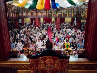 Thaye Dorje, His Holiness the 17th Gyalwa Karmapa, bestowed teachings and empowerments at the Karmapa Public Course at KIBI, March 2026. Photo: Tokpa Korlo.